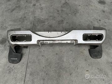 Paraurti posteriore grigio Nissan Terrano 1998