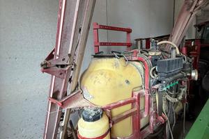 Botte diserbo HARDI 600lt