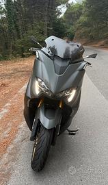 Yamaha T Max