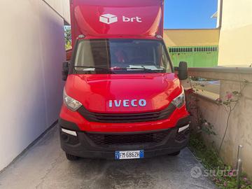 Iveco daily 35c14 con sponda idraulica 8 bancali