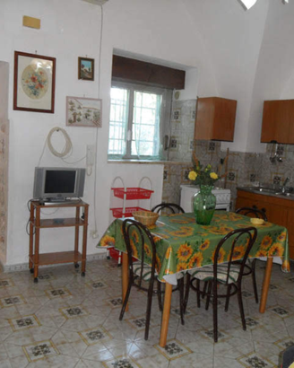 Tra Ostuni e Mesagne 9 km dal mare di Torre Guacet