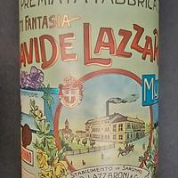 Scatola di latta vintage