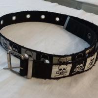 Cintura punk in tela nera con teschi