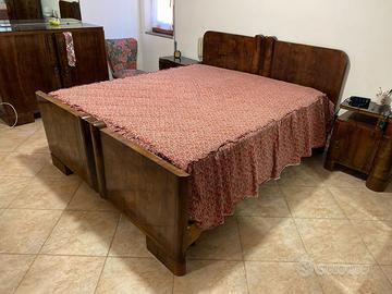 Letto in noce / stile - Art Decò