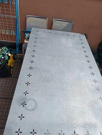 tavolo in ferro battuto