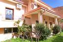 ampia-villa-in-contesto-residenziale