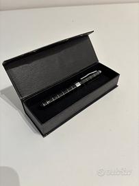 Penna stilografica Ferrari nera