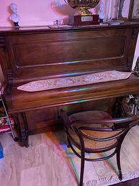 Pianoforte a muro
