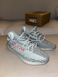 Yeezy boost 350 blue tint