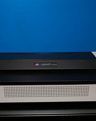 Plastificatrice e laminatrice LAMIART 470 LSI form