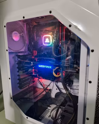 PC + MONITOR E TASTIERA 