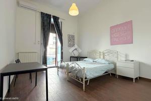 3 LOCALI A BARI