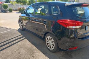 kia  carens 1.7 diesel