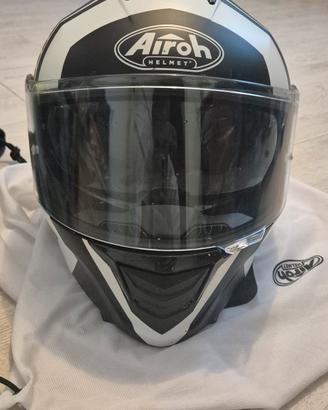 casco airoh 