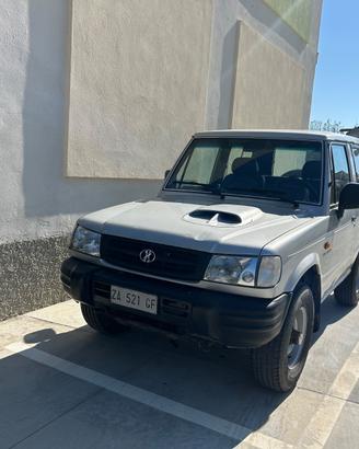 Hyundai Galloper