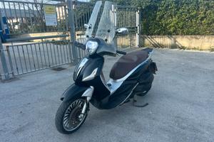 Beverly 300 anno 2018 km 45mila unico proprietario