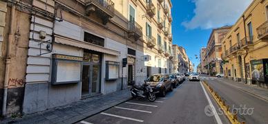 VIA UMBERTO bottega una luce su strada C/1