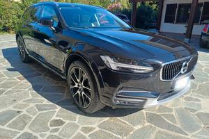 Volvo V90 Cross Country D5 pro AWD 09/2017