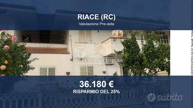 Immobile in asta di 84 m² a Riace