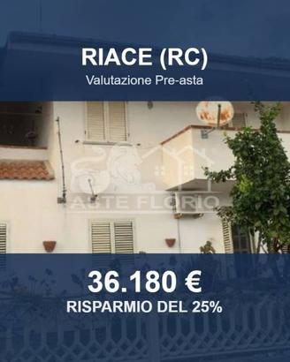 Immobile in asta di 84 m² a Riace