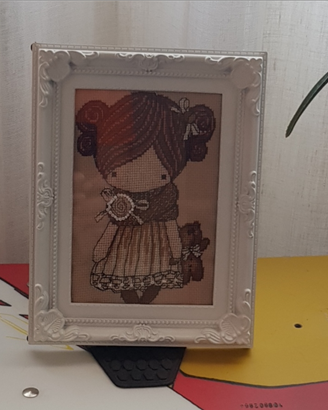 Cucito Cross Stitch Doll fatto a mano