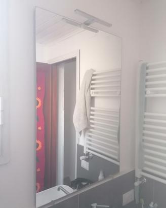 specchio bagno con luce led 