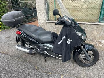 X Max 250