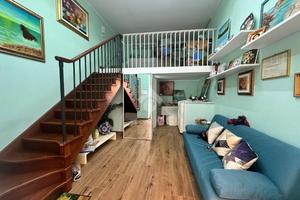 MONOLOCALE A CROTONE