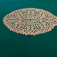 Particolsre centrino lavorato a tombolo