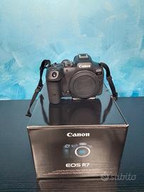 Fotocamera Canon EOS R7 Mirrorless 