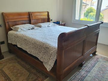 Letto matrimoniale 