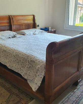 Letto matrimoniale 