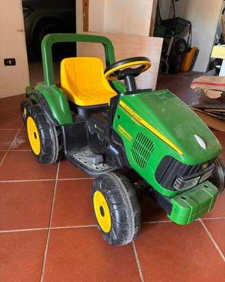 Trattorino con rimorchio john deer