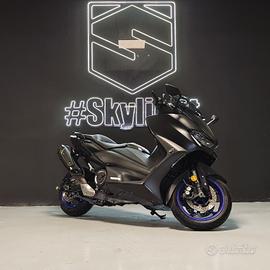 Yamaha TMAX 560
