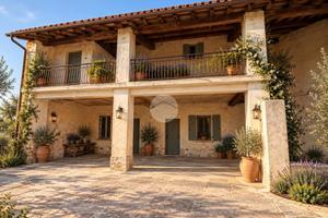 RUSTICO A SERGNANO