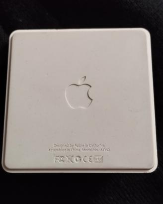 Apple dock station