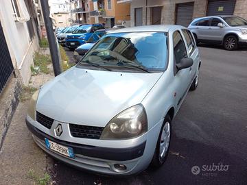 Clio 1.2 cat 5P Expression