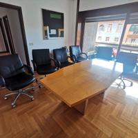 6 poltrone in pelle con braccioli