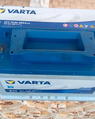 Batteria Varta 74 Ah Comenuova