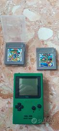 Game boy Pocket con due giochi