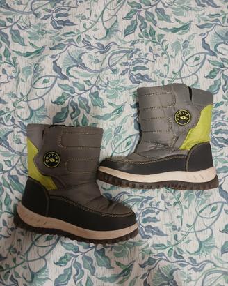 scarpe da neve bambino dopo sci