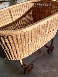 Culla per neonato in vimini