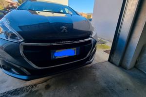 Peugeot 208 1.6 hdi