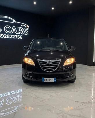Lancia Ypsilon 1.2 69 CV Unyca