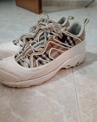 sneaker burberry 