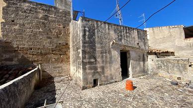 Appartamento di 200 m² con più di 5 locali a Cinis