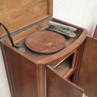 Mobiletto anni '40 giradischi radio