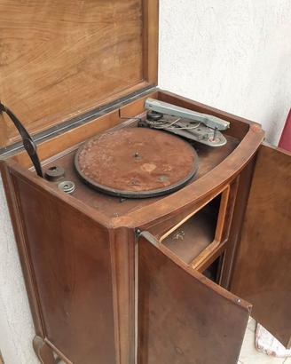 Mobiletto anni '40 giradischi radio