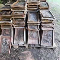 Coppi e tegole vecchi / antichi