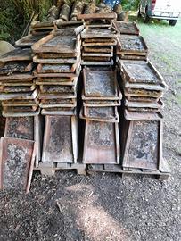 Coppi e tegole vecchi / antichi